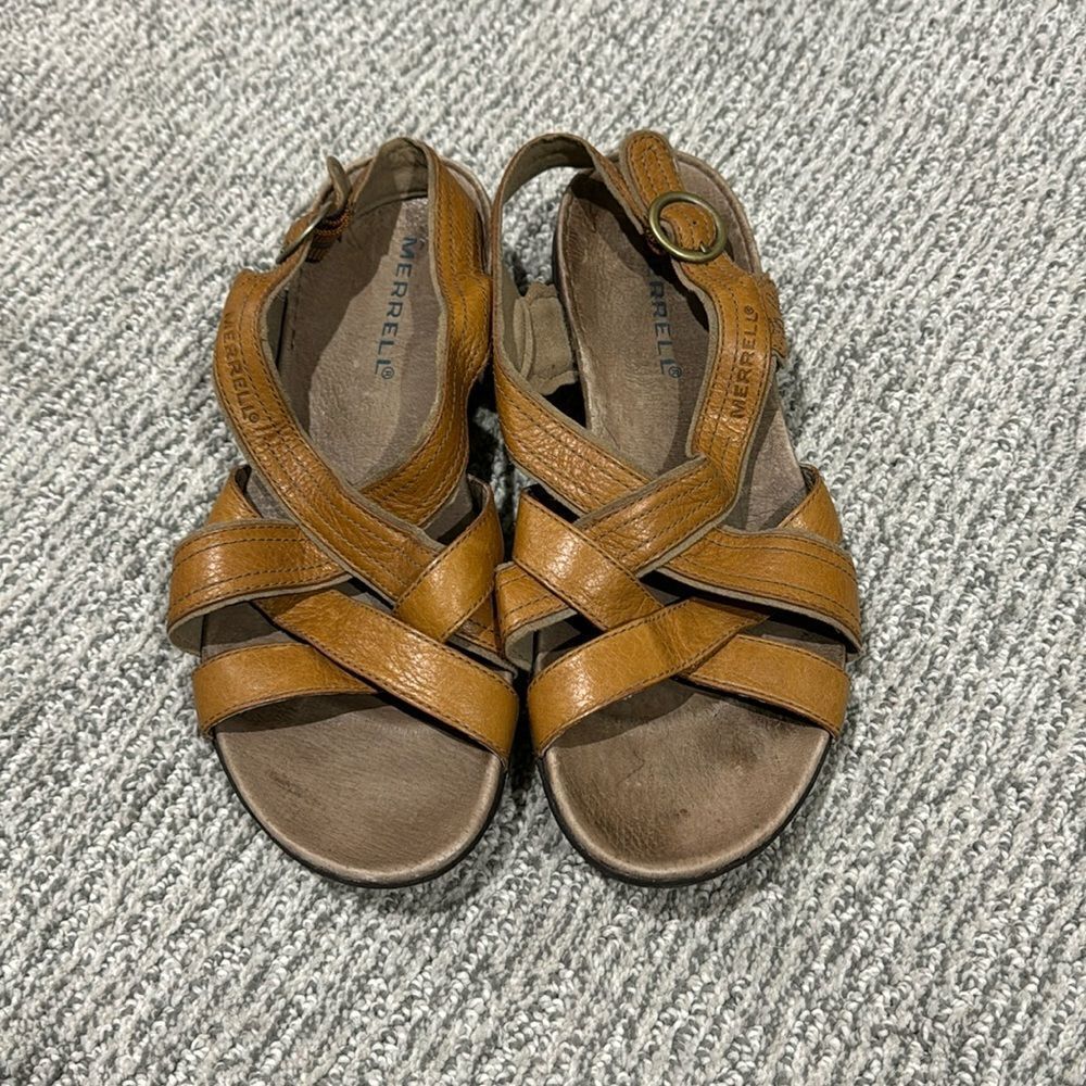 Merrell Women's Tan Sandals